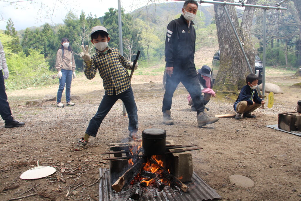 炎の野外炊飯 石川県立白山ろく少年自然の家